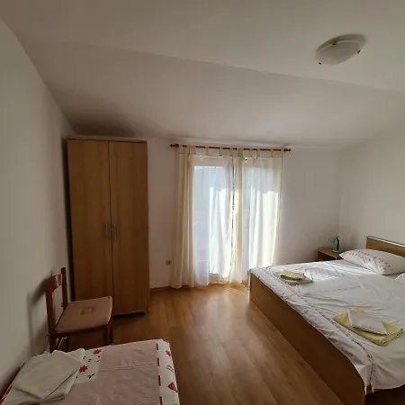 Cosic Ante Apartment Dobropoljana