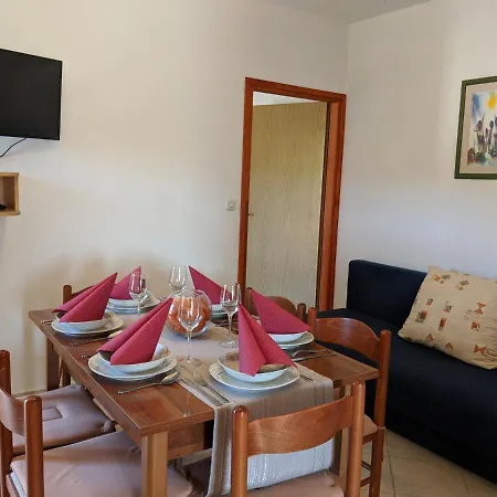 Cosic Ante Apartamento