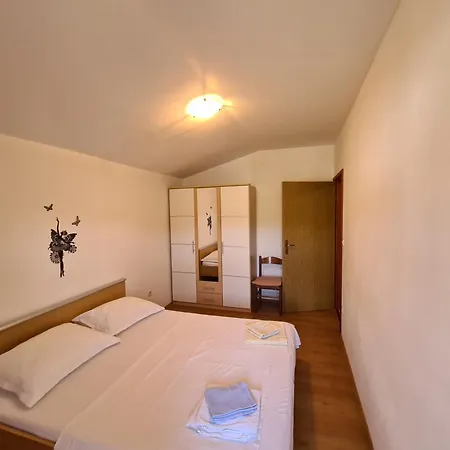 Cosic Ante Apartamento Dobropoljana