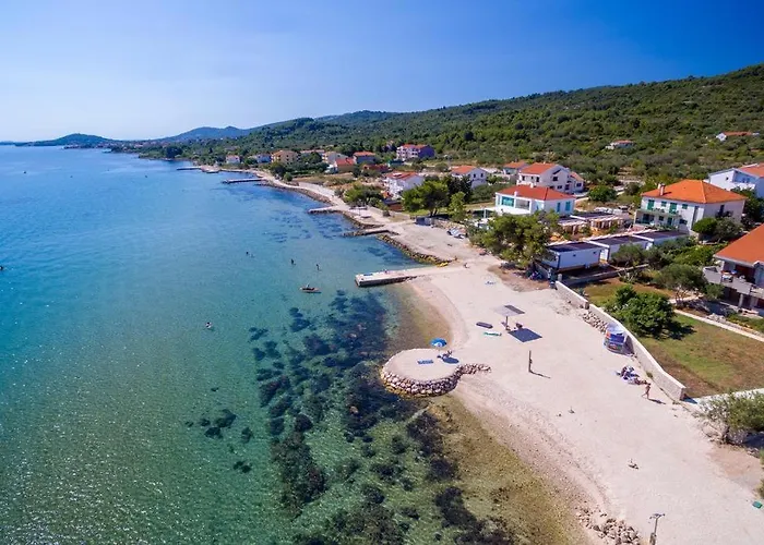 Apartman Cosic Ante Dobropoljana